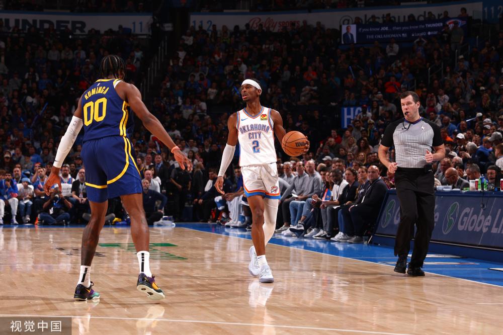 😍😍北京男篮啦啦队队长晒照：季后赛见.